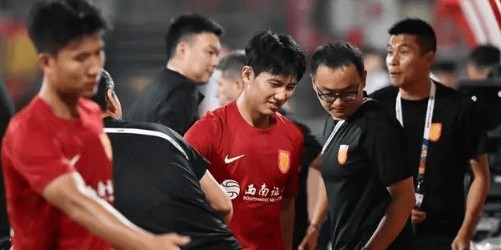 一场1-1，让中超最大黑马诞生：8场仅丢6球+狂揽18分，创造新历史