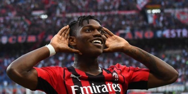 开云体育网址-米兰3连胜起跑比去年更猛，“懒王”变身圣西罗舞王