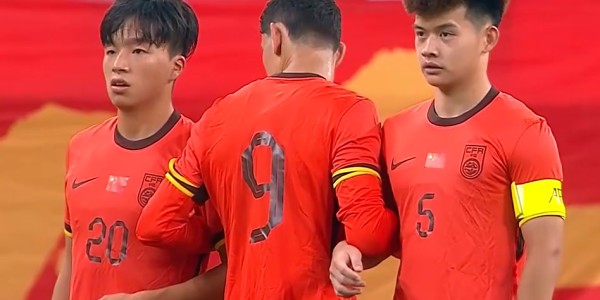 5-0！3-0！韩国+日本大胜登顶，还帮中国队一把，出线形势大反转