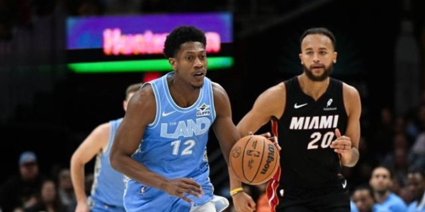 kaiyun-冲击70胜！完全体骑士有多强？后詹皇时代冲冠